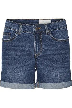 Noisy May Jeans