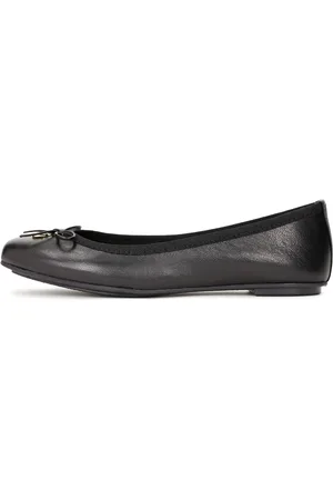 Kazar Ballerina