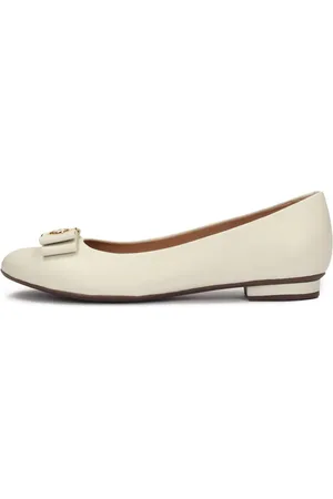 Kazar Ballerina