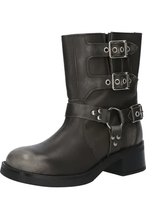 Steve Madden Boots 
