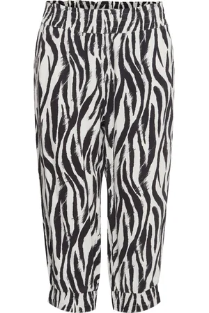 B YOUNG Pantaloni chino 