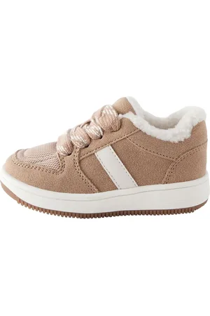 Next Sneaker
