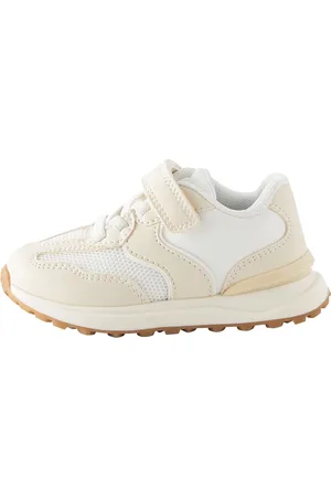 Next Sneaker