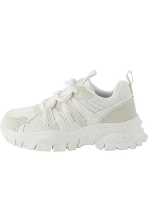 Next Sneaker