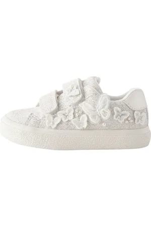 Next Sneaker