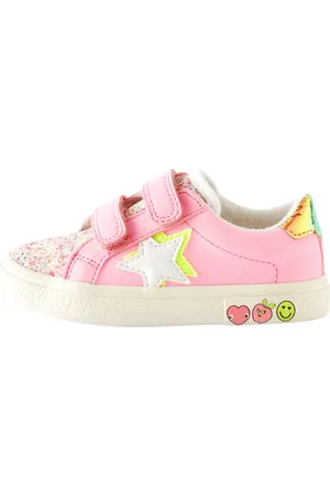 Next Sneaker