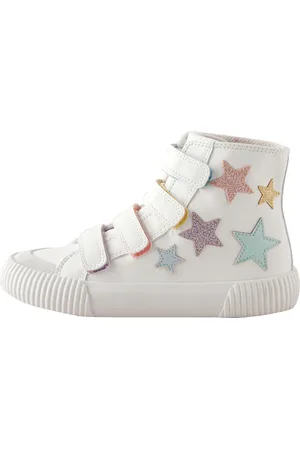 Next Sneaker