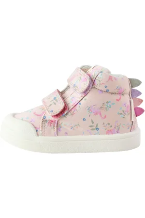 Next Sneaker