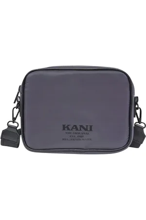 Karl Kani Borsa a tracolla