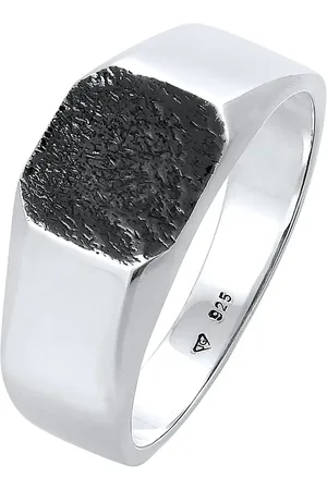 Kuzzoi Anello