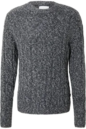 Casual Friday Pullover 