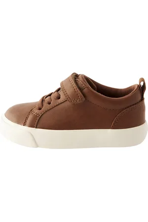 Next Sneaker