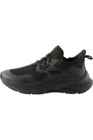 Next Sneaker