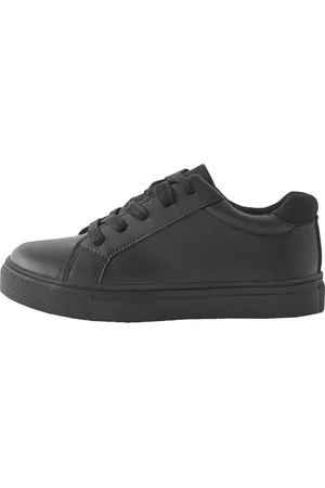 Next Sneaker