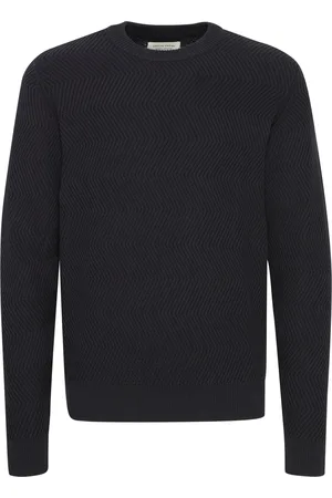 Casual Friday Pullover 