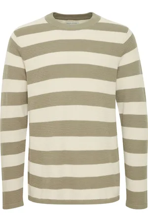 Casual Friday Pullover 