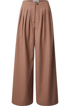 EDITED the label Pantaloni 