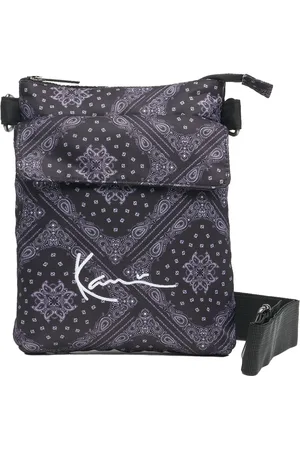 Karl Kani Borsa a tracolla