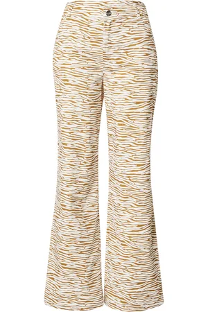 Résumé Pantaloni 