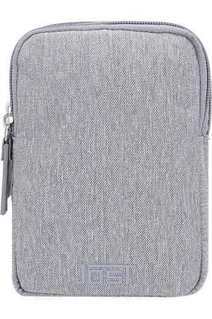 Jost Borsa a tracolla