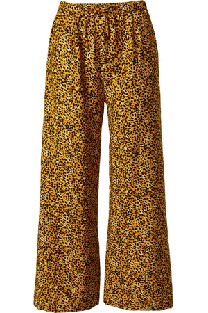 EDITED the label Pantaloni 