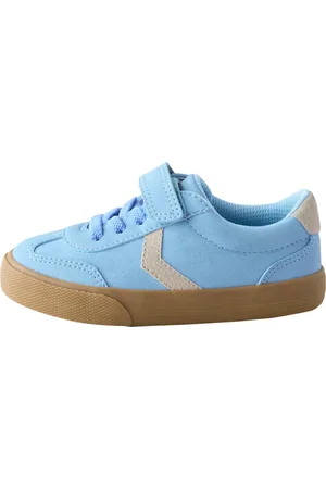 Next Sneaker