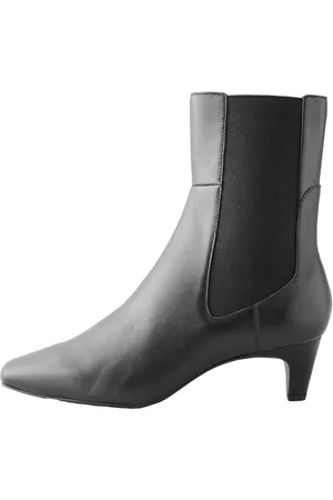 Next Boots chelsea