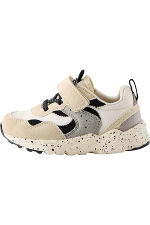 Next Sneaker