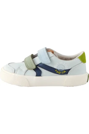 Next Sneaker