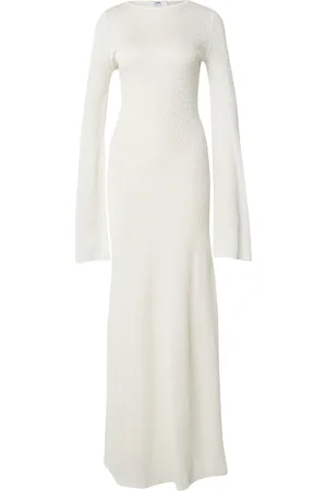 RÆRE by Lorena Rae Abito in maglia 
