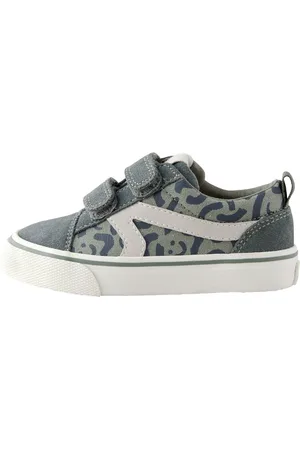 Next Sneaker