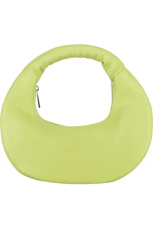 Felipa Borsa a mano