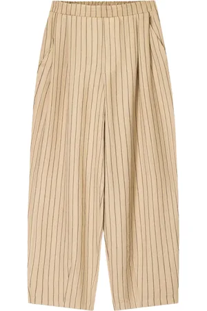Bershka Pantaloni con pieghe