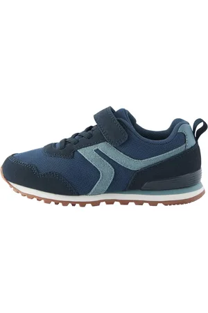 Next Sneaker