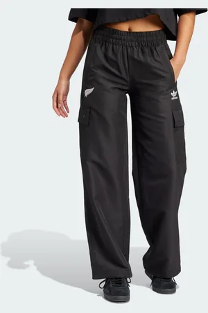 adidas Pantaloni Essentials Woven Cargo Ferns