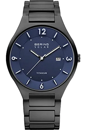 Bering Uomo Analogico Solare Orologio con Cinturino in Titanio Cinturino e Vetro zaffiro