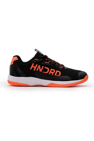 Hundred Xoom Pro, scarpe da badminton professionali antitraccia da uomo | Materiale: ecopelle | Adatto per tennis indoor, squash, ping pong, basket e paddle (nero/arancione, EU 36, UK 2, US 3)
