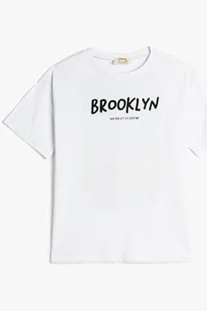 Koton Brooklyn T-Shirt Back Printed Short Sleeve Crew Neck Cotton, (000), 5-6 Anni Ragazzi