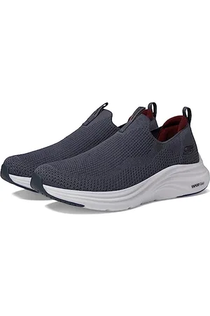 Skechers Vapor Foam Covert, Sneaker Uomo, Charcoal Knit/Red Trim, 50 EU