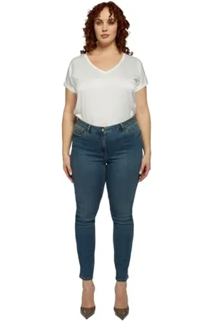 Fiorella rubino : Jeans Skinny Push up Modello Giada Curvy Size Stagione Primavera Estate 2024.