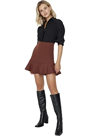 Trendyol Damen Basics Mini Gerüschter Saum Meerjungfrau-Linie Webstoff Rock Gonna, Light Brown, 42 da Donna