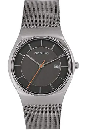 Bering Uomo Analogico Quarzo Classic Orologio con Cinturino in Acciaio Inossidabile Cinturino e Vetro Zaffiro