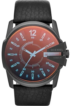 Diesel Orologio Master Chief da uomo, movimento a due lancette con data, cassa in acciaio inossidabile nero da 45 mm e cinturino in pelle, DZ1657
