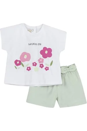 chicco Completo Bambina, T-shirt e Pantaloncini, con Tenere e Simpatiche Fantasie, Designed in Italy, Abbigliamento Neonata 0-24 Mesi, Idee Regalo Nascita