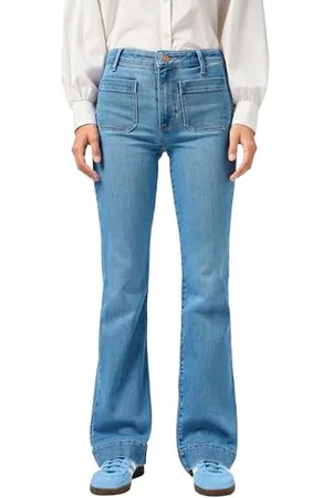 Wrangler Flare Jeans, , 27W x 30L Donna