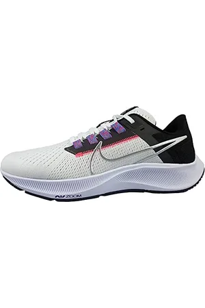 Nike Wmns Air Zoom Pegasus 38, Sneaker Donna, White/Mtlc Silver-Black-Flash Crimson-Anthracite-Wild Berry, 36 EU