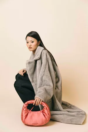 Essentiel Antwerp Edict faux fur coat cappotti