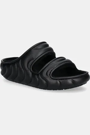 Crocs Ciabatte slide Classic Cozzy Overpuff Sandal colore 210074