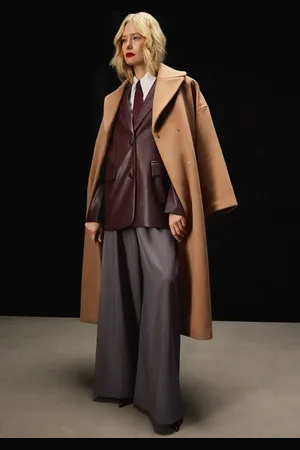 ANSWEAR Cappotto in lana colore