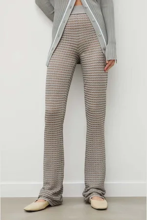 REMAIN Pantaloni donna colore
